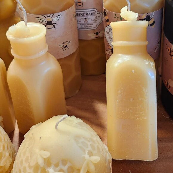 Honey Bottle - Picture 1 of 5